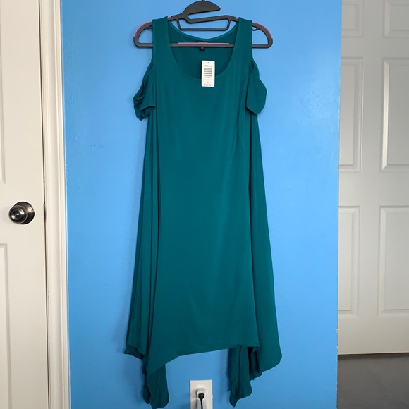 Torrid Aqua Cold Shoulder Handkerchief Dress in Size 00 - Picture 1 of 6